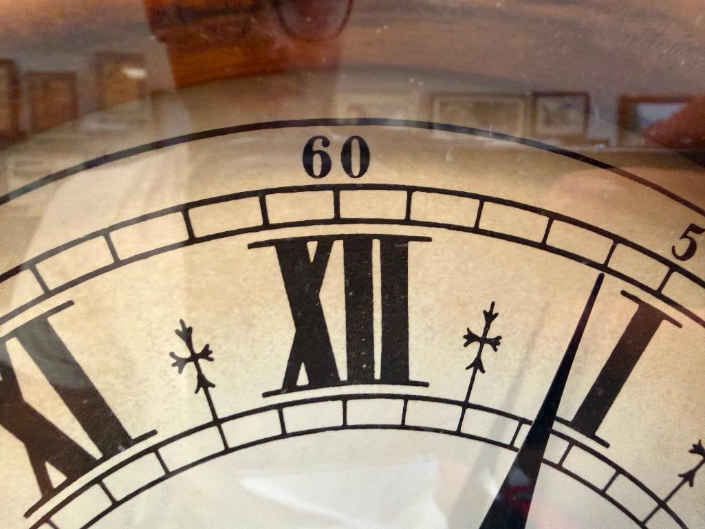 STUNNING OAK FRAMED WALL CLOCK - 3