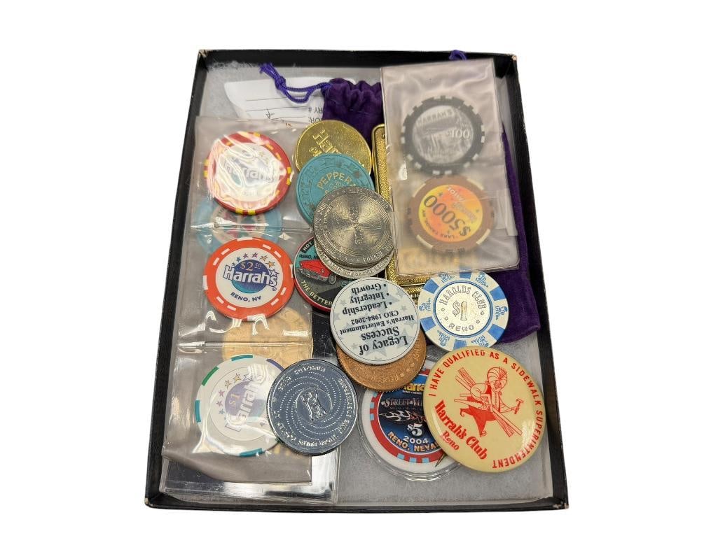 ASSORTED HARRAH'S CLUB RENO, NEVADA COLLECTIBLES AND CASINO CHIPS (1 of 10)