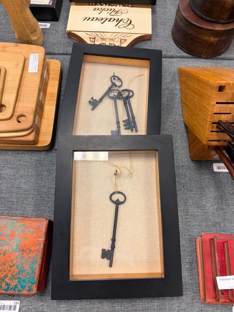 CONTEMPORARY SHADOW BOXES WITH DECORATIVE SKELETON KEYS - 2