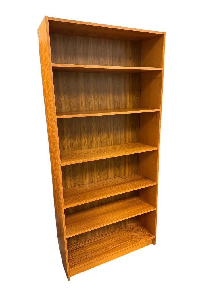 MID-CENTURY DANISH MODERN 5-TIER BOOKCASE TEAK GRAIN (1 of 11)