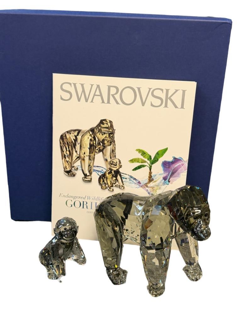 SWAROVSKI CRYSTAL SCS ANNUAL EDITION BLACK DIAMOND CRYSTAL ENDANGERED WILDLIFE GORILLAS 2009: MOTHER AND CUB, NO. 0952504 FROM ENDANGERED WILDLIFE TRILOGY, DESIGNED BY ANTON HIRZINGER, IN MINT CONDITION WITH ORIGINAL BOX WITH CERTIFICATE BOOKLET, NO DAMAGE OR CHIPS 2 1/4" AND 4 1/4" H