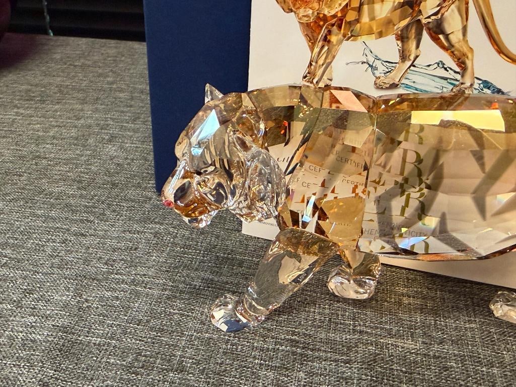 SWAROVSKI CRYSTAL SCS ANNUAL FIGURINE TIGER ENDANGERED WILDLIFE SERIES TIGER #1003148 2010 - 3