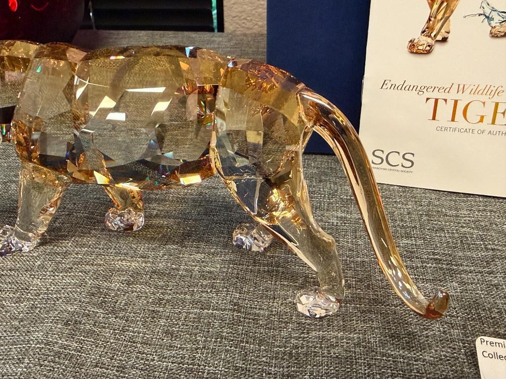 SWAROVSKI CRYSTAL SCS ANNUAL FIGURINE TIGER ENDANGERED WILDLIFE SERIES TIGER #1003148 2010 - 6