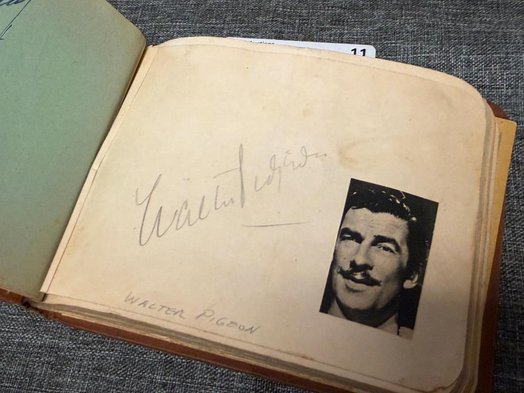 AUTOGRAPHED BOOK WITH MANY SIGNATURES MERLE OBERON, NIGEL BRUCE, PLUS 50 OTHER AUTOGRAPHS - 10