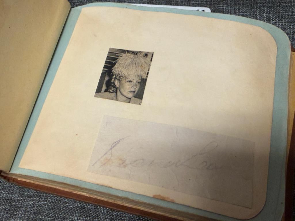 AUTOGRAPHED BOOK WITH MANY SIGNATURES MERLE OBERON, NIGEL BRUCE, PLUS 50 OTHER AUTOGRAPHS - 14