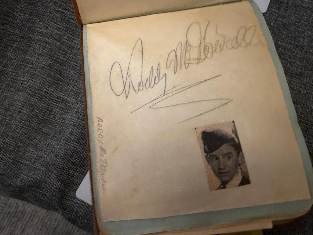AUTOGRAPHED BOOK WITH MANY SIGNATURES MERLE OBERON, NIGEL BRUCE, PLUS 50 OTHER AUTOGRAPHS - 3