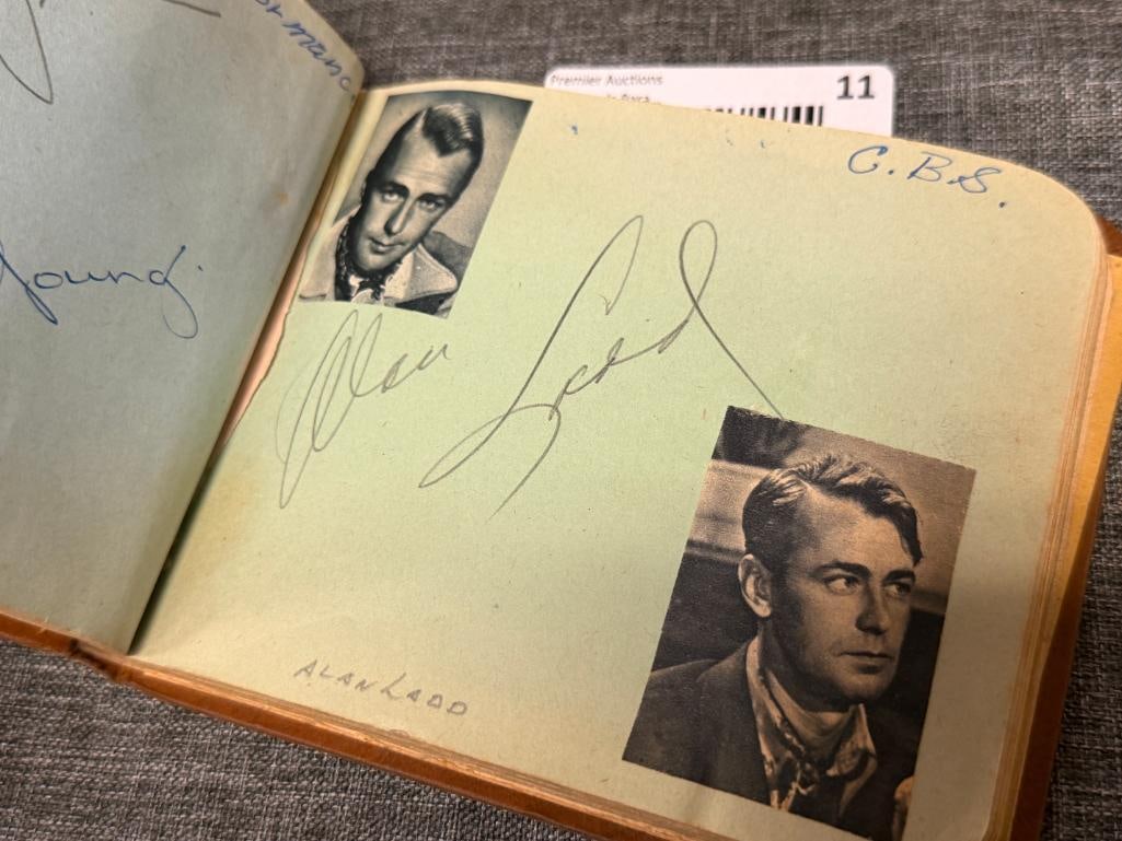 AUTOGRAPHED BOOK WITH MANY SIGNATURES MERLE OBERON, NIGEL BRUCE, PLUS 50 OTHER AUTOGRAPHS - 8