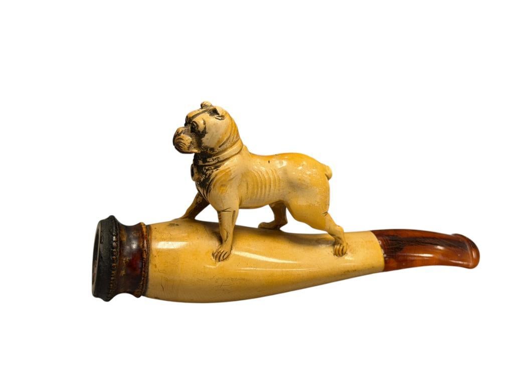 ANTIQUE MEERSCHAUM CHEROOT / CIGARETTE / CIGAR HOLDER WITH DOG FIGURAL TOP: PUG FIGURAL MEERSCHAUM HOLDER WITH AMBEROID MOUTHPIECE, NO MARKINGS,NO DAMAGE 4 1/4" ,L