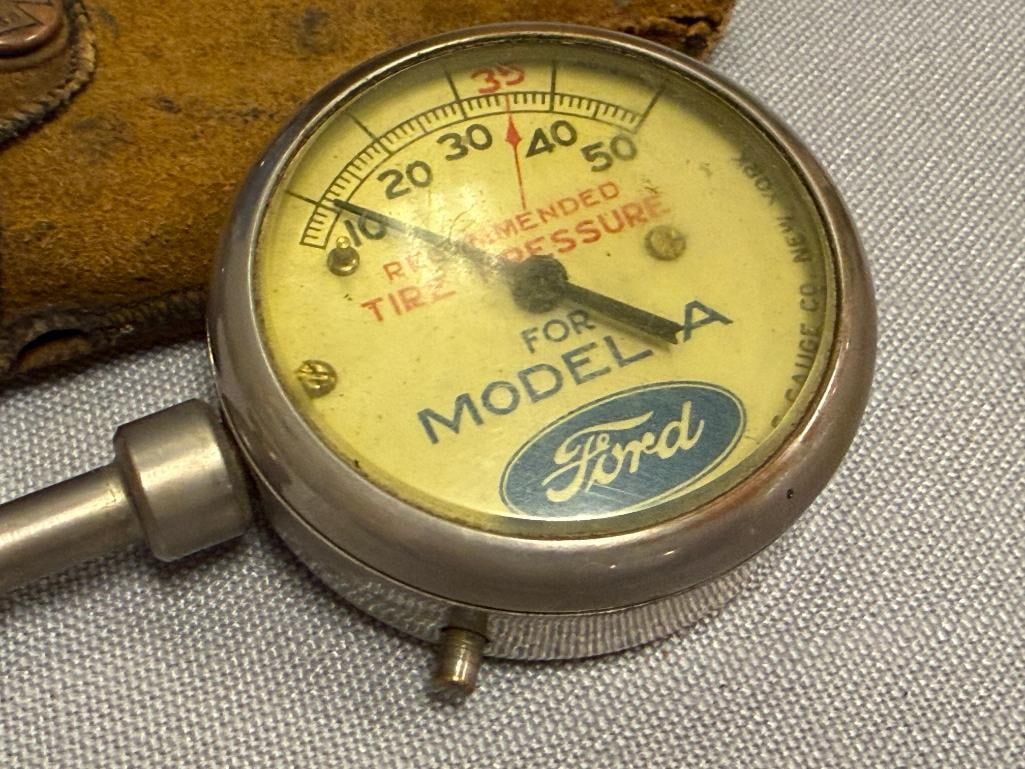 VINTAGE FORD MOTOR CO. TIRE PRESSURE GAUGE CIRCA 1920'S - 1930'S MODEL A - 3