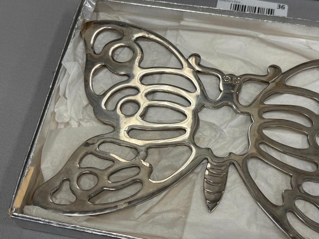 VINTAGE F.B. ROGERS SILVERPLATE BUTTERFLY TRIVET MADE IN ITALY - 2