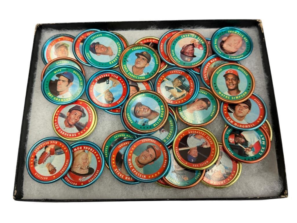 1971 TOPPS METAL BASEBALL COINS COLLECTIONS OVER 30 COINS (1 of 8)