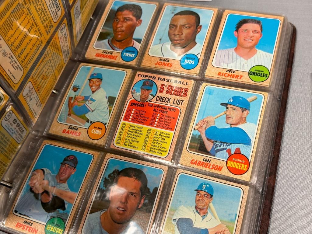 1968 TOPPS BASEBALL CARD SET NEAR COMPLETE WITH STARS AND HALL OF FAMERS - 10