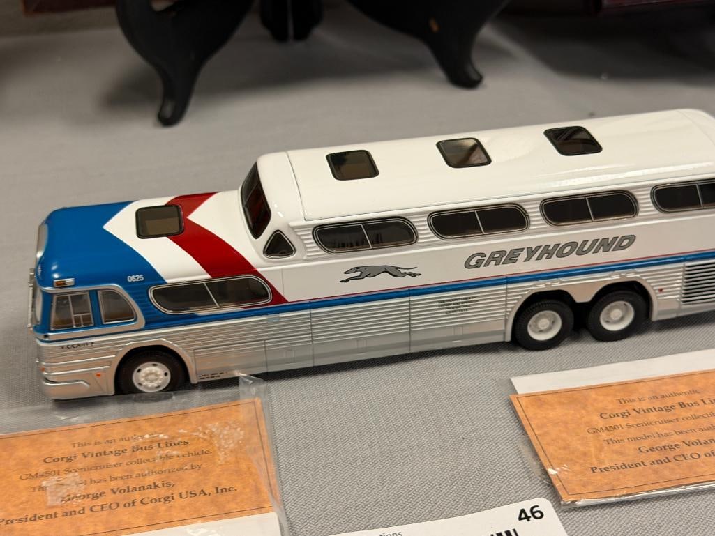 CORGI 1/50 DIE-CAST MODEL BUS MODELS GREYHOUND GM4501 SCENICRUISERS - 6