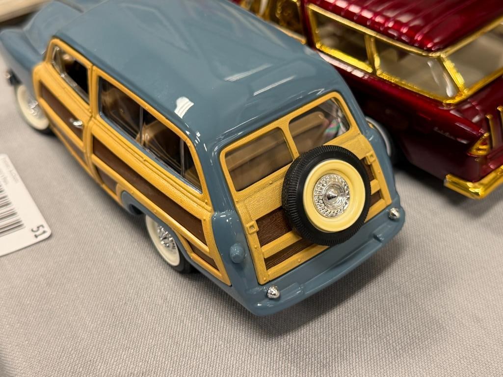 1/24 DIE-CAST METAL MODEL CARS '49 FORD WOODY AND '56 CHEVY BEL-AIR / NOMAD - 4