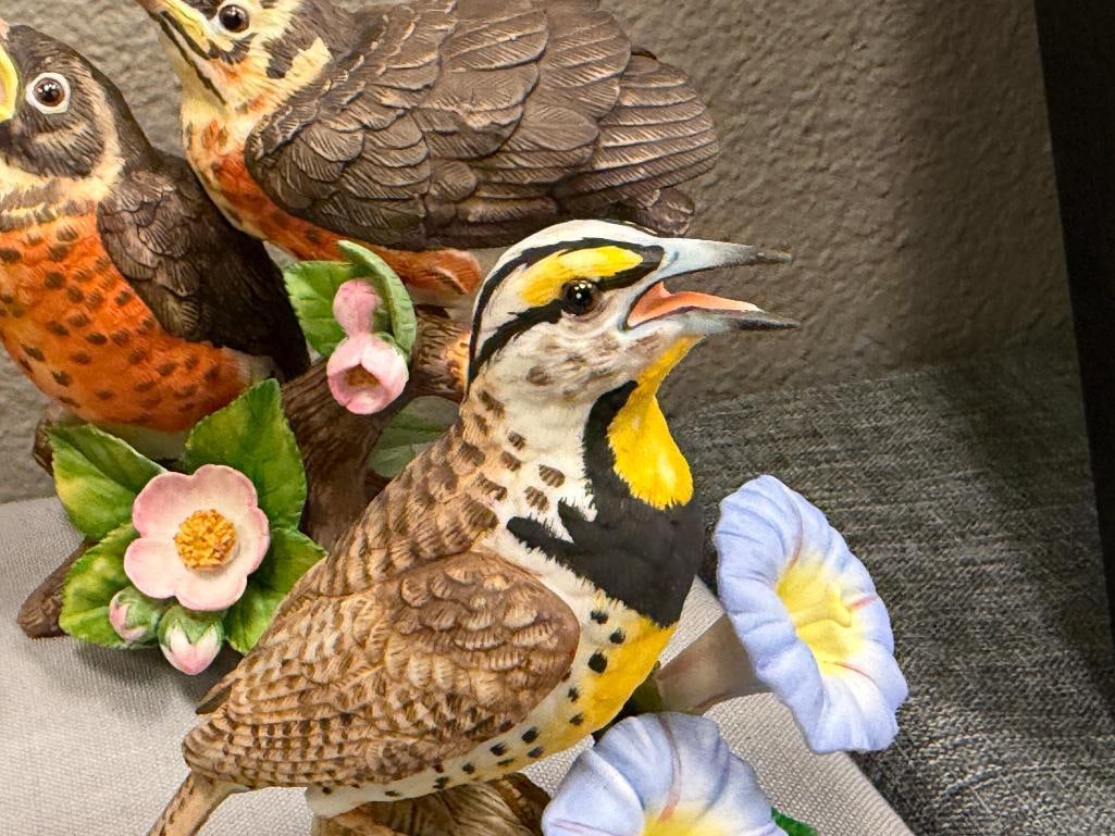 LENOX GARDEN BIRDS PORCELAIN FIGURINES TOTAL OF TEN WITH DISPLAY SHELF 1985-2020 RETIRED - 6
