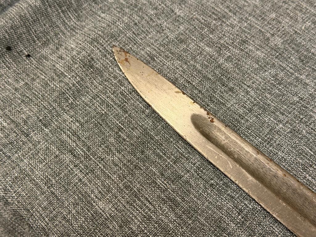WWI BRITISH ENFIELD P1907 MILITARY RIFLE BAYONET - 4