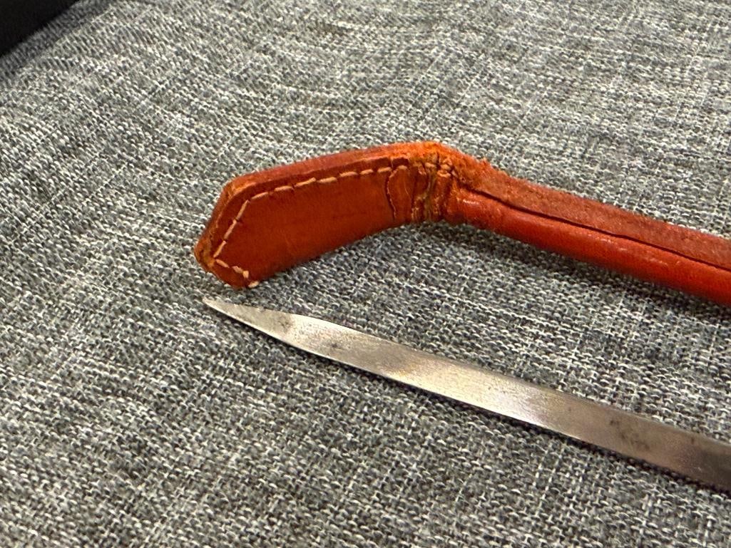 ANTIQUE BRITISH SWAGGER STICK WITH CONCEALED SPIKE LEATHER HANDLE AND SCABBARD - 5
