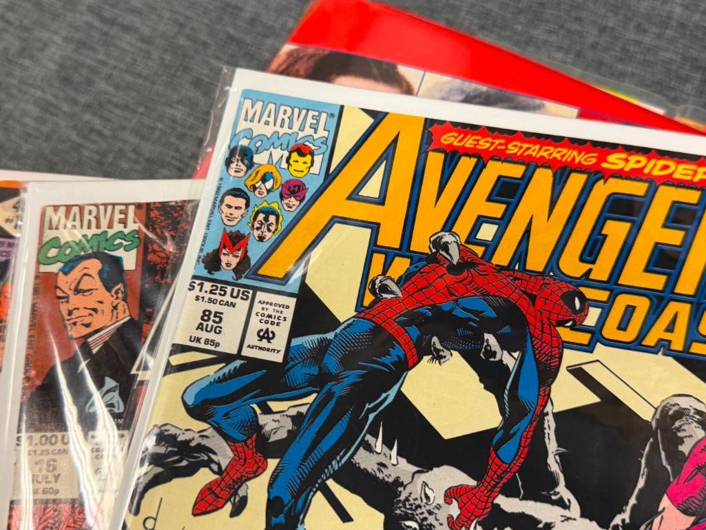 26 ASSORTED MARVEL COMIC BOOKS FEAT. NAMOR, THE AVENGERS, RED SONJA - 6