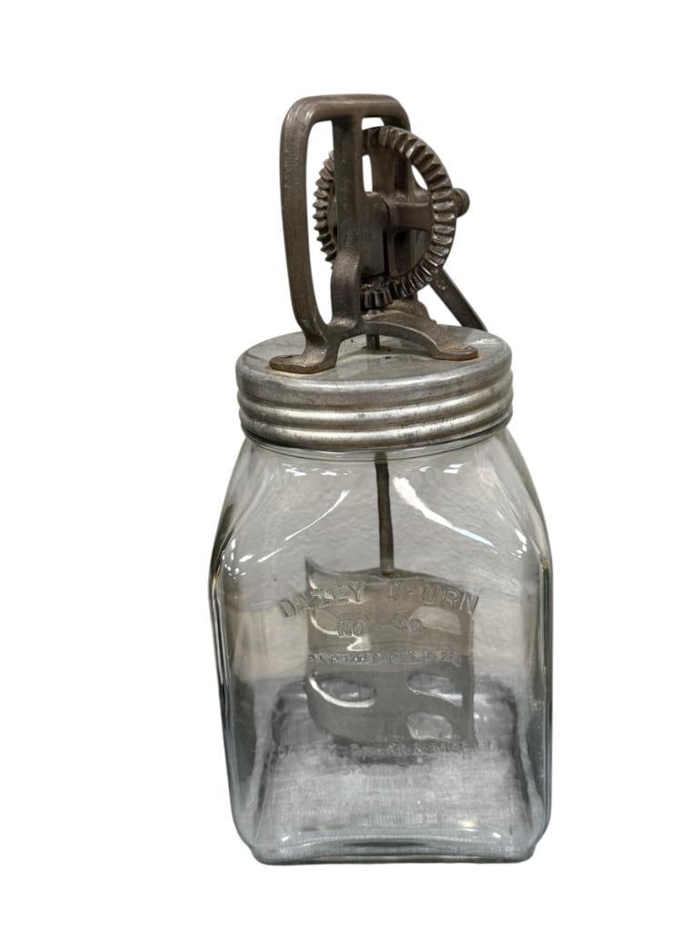 ANTIQUE DAZEY NO. 40 HAND CRANK BUTTER CHURN WITH METAL PADDLE DAZEY CHURN MFG. CO.: SQUARE EMBOSSED JAR WITH METAL HAND CRANK TOP WITH METAL PADDLE, NO CRACKS OR CHIPS TO JAR 14" H