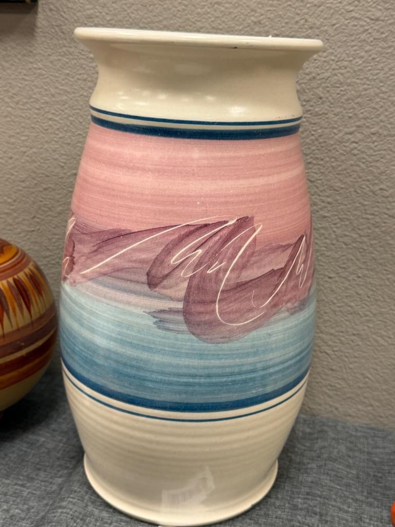 TALL HAND SPUN POTTERY VASE WITH PINK AND BLUE DESIGN WIDE BAND, SIGNED - 5