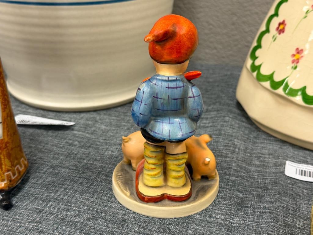 GOEBEL HUMMEL FIGURINES APPLE TREE BOY #142/I TMK 6 AND FARM BOY NO. 66 TMK 2 - 10