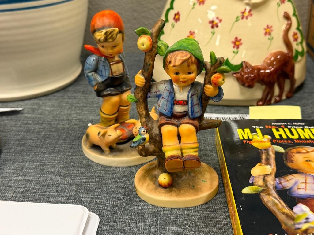 GOEBEL HUMMEL FIGURINES APPLE TREE BOY #142/I TMK 6 AND FARM BOY NO. 66 TMK 2 - 2