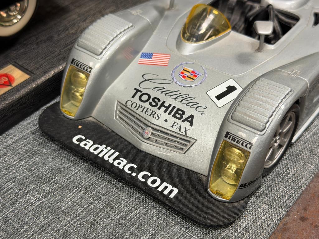 1/18 DIE-CAST MODEL CARS HOTWHEELS CADILLAC NORTHSTAR LMP AND ROAD LEGENDS '49 COUP DE VILLE - 4