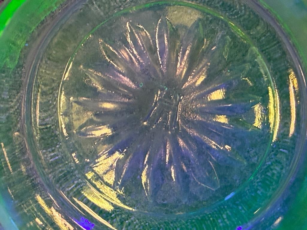 ANCHOR HOCKING URANIUM GLASS BLOCK OPTIC BOWLS SET OF 5 UV LIGHT REACTIVE CIRCA 1930'S - 6