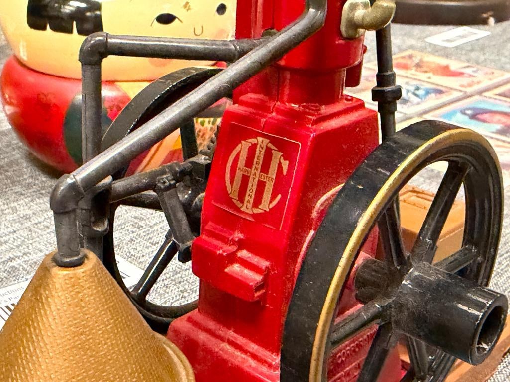 ERTL 1991 CASE CORPORATION FAMOUS IHC VERTICAL ENGINE 1/8 SCALE - 7