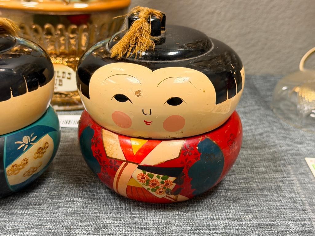 VINTAGE JAPANESE KOKESHI DOLL STACKING LACQUERWARE TRINKET BOXES - 2