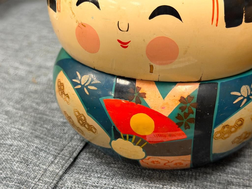 VINTAGE JAPANESE KOKESHI DOLL STACKING LACQUERWARE TRINKET BOXES - 5
