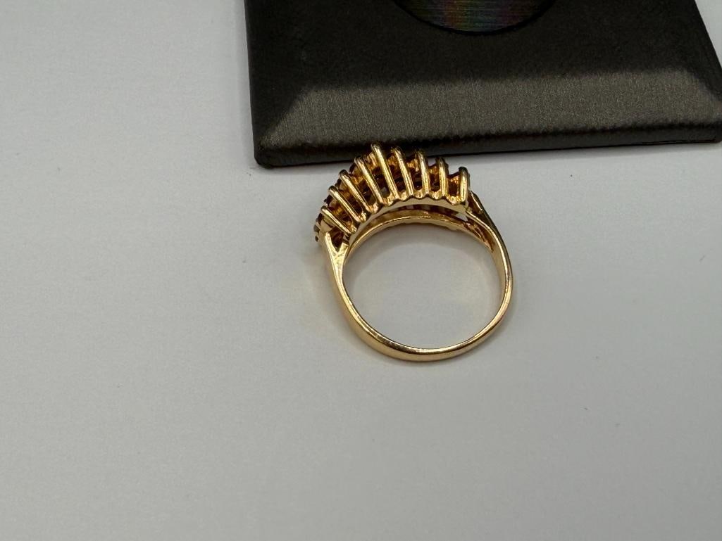 TRIBUTE DESIGN SIGNED 14K YELLOW GOLD RUBY AND DIAMOND TAPERED RING FEATURING ROUND CUT GEMS - 4