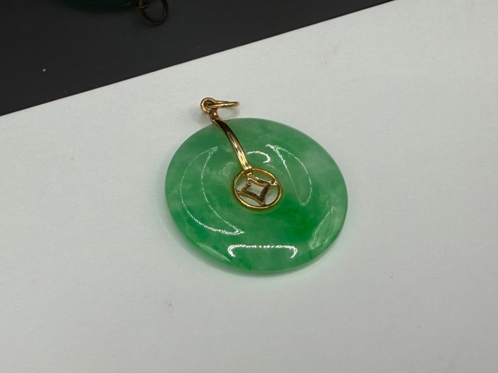 18K YELLOW GOLD GREEN JADE DISC PENDANT - 2