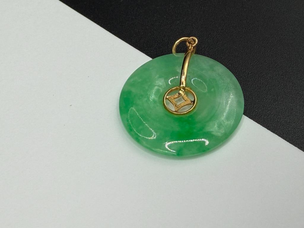 18K YELLOW GOLD GREEN JADE DISC PENDANT - 3
