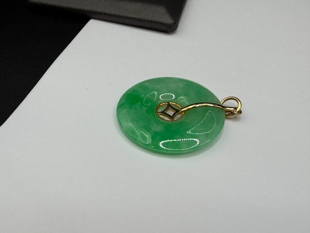 18K YELLOW GOLD GREEN JADE DISC PENDANT - 4