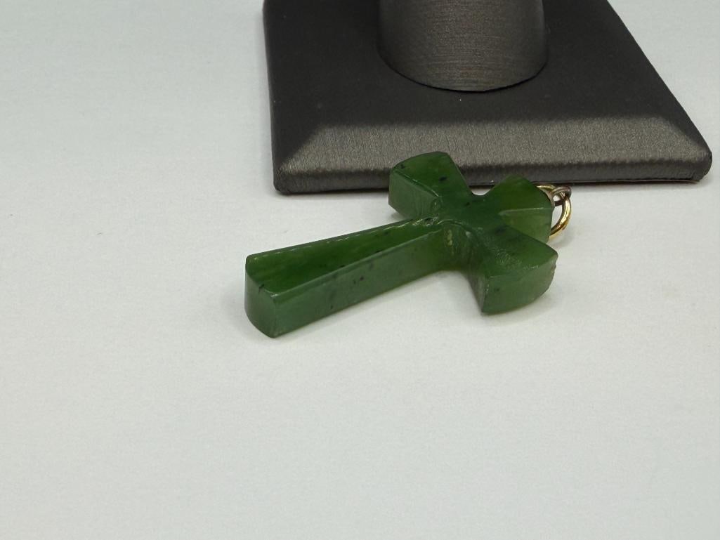 DARK GREEN JADE PENDANT WITH GOLD PLATED BAIL - 3