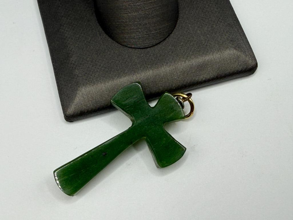 DARK GREEN JADE PENDANT WITH GOLD PLATED BAIL - 4