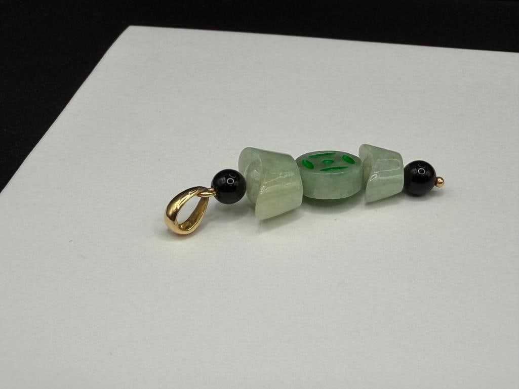 14K YELLOW GOLD CHINESE HALLMARKED GREEN JADE AND BLACK ONYX PENDANT - 4