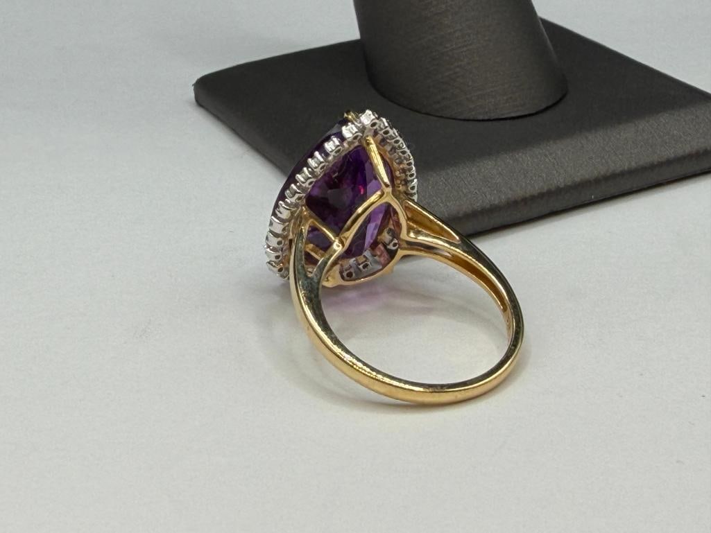 14K YELLOW GOLD PEAR CUT AMETHYST AND ROUND BRILLIANT CUT DIAMOND COCKTAIL FASHION RING - 7
