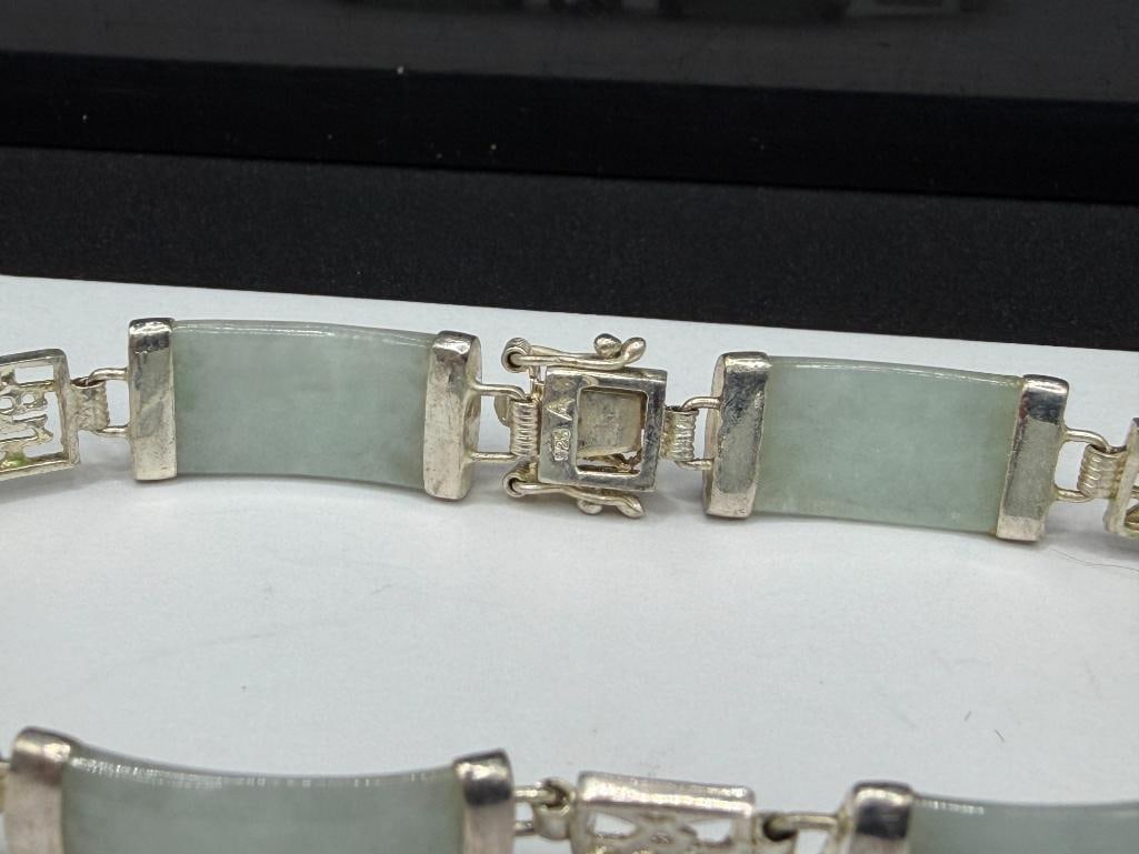 STERLING SILVER GREEN JADE LINK BRACELET WITH CHINESE CHARACTER LINKS AND CLASP "GOOD FORTUNE" - 3