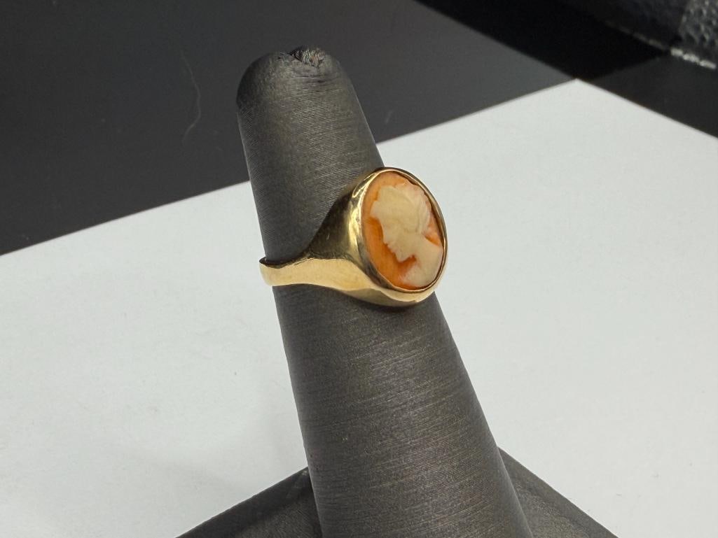 VINTAGE 14K YELLOW GOLD CAMEO RING - 2