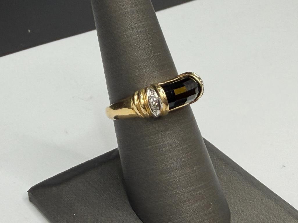 10K YELLOW GOLD FACETED ONYX AND DIAMOND RING - 2