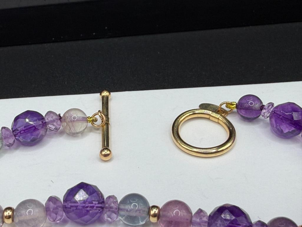 ZOE B. DESIGNER SIGNED ROUND AND FACETED AMETHYST BEAD BRACELET WITH 14K YELLOW GOLD TOGGLE CLASP - 4