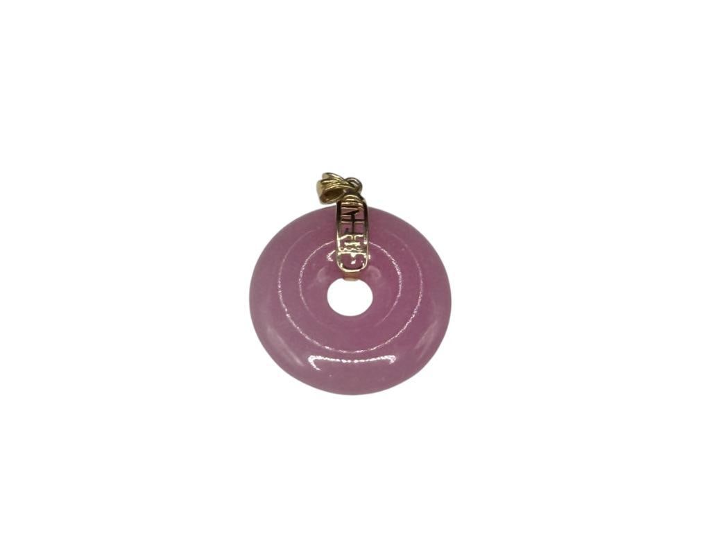 CHINESE 14K YELLOW GOLD PINK JADE DISC PENDANT: HALLMARKED BY MAKER 1 1/4", 5.37 GRAMS