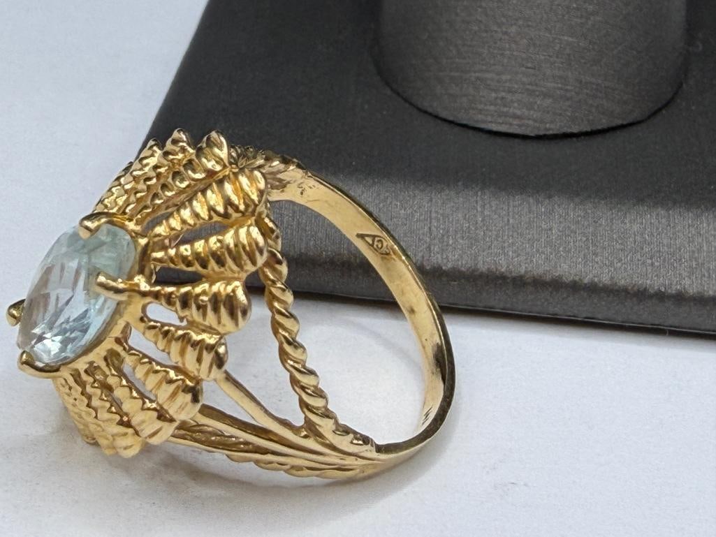 14K YELLOW GOLD MARQUISE CUT AQUAMARINE FASHION RING - 6