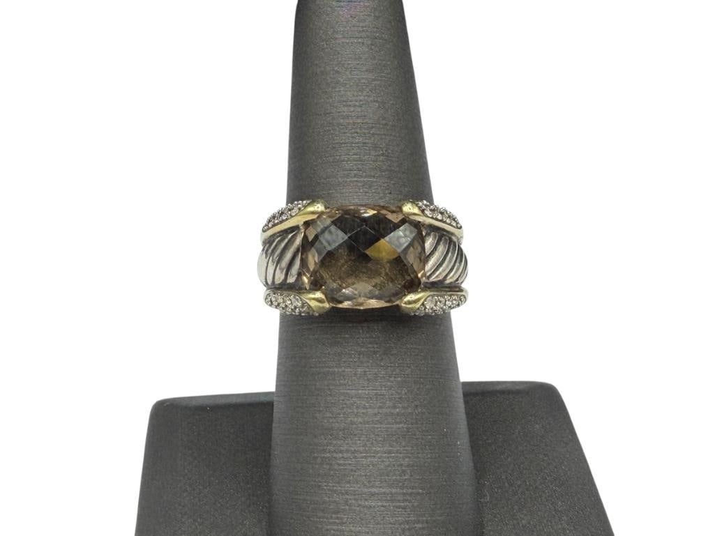 DAVID YURMAN DESIGNER SIGNED STERLING SILVER AND 18K YELLOW GOLD SMOKEY QUARTZ AND DIAMOND RING: FACETED SMOKEY QUARTZ IN CENTER ACCENTED BY 52 ROUND BRILLIANT CUT DIAMONDS, SIGNED BY ARTIST "D.Y." SIZE 7, 7/16" FRONT, 10.00 GRAMS