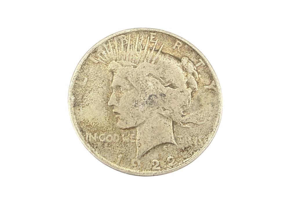 1922 AND 1923 U.S. PEACE SILVER DOLLARS CUT IN HALF AND WELDED BACK TOGETHER: FEATURES 1922 AND 1923 PEACE DOLLARS, 90% SILVER 28.40 GRAMS