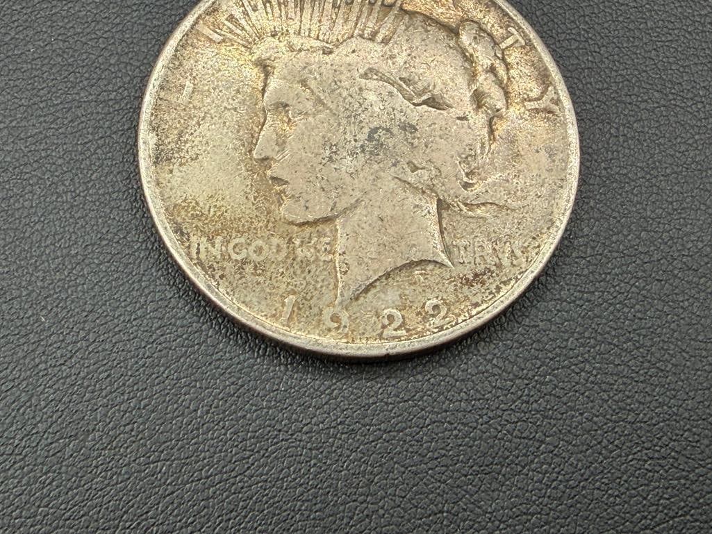 1922 AND 1923 U.S. PEACE SILVER DOLLARS CUT IN HALF AND WELDED BACK TOGETHER - 3