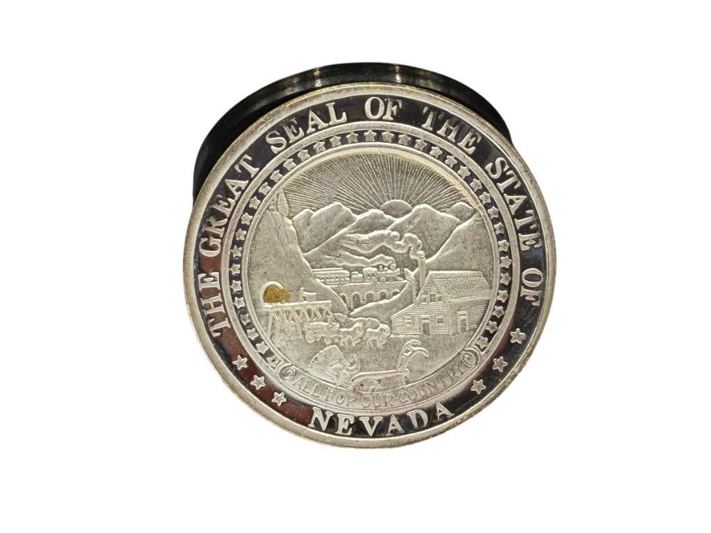 1993 NEVADA'S WILDLIFE " BIGHORN " THE GREAT SEAL OF NEVADA .999 FINE SILVER TWO TROY OUNCE ROUND (1 of 7)