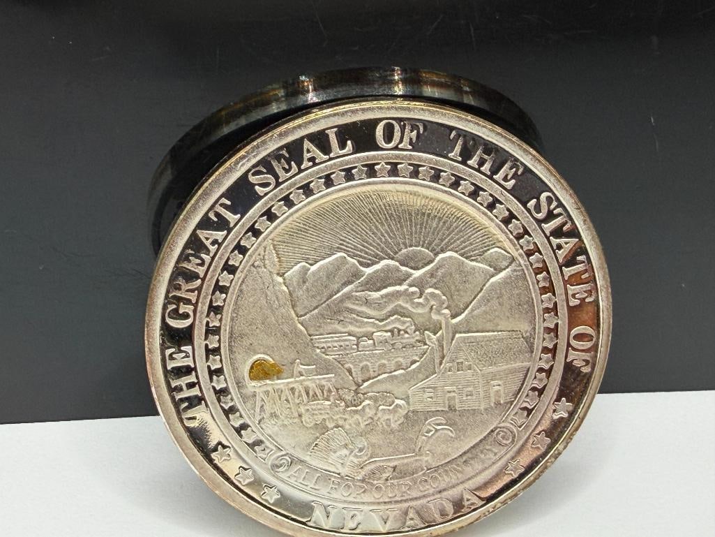 1993 NEVADA'S WILDLIFE " BIGHORN " THE GREAT SEAL OF NEVADA .999 FINE SILVER TWO TROY OUNCE ROUND - 2